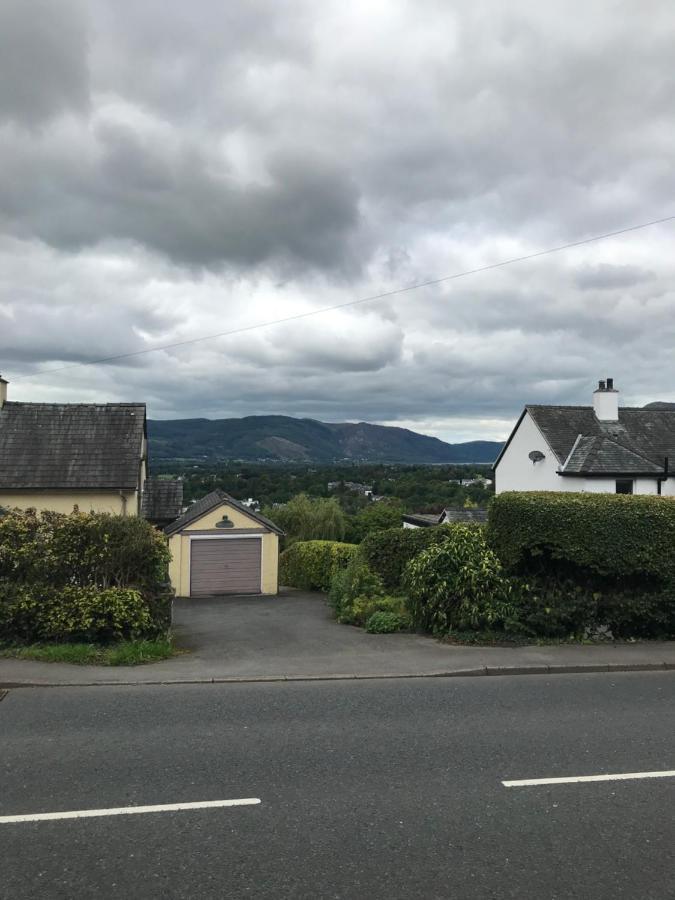 Claremont House Keswick Bed & Breakfast Кесвик Екстериор снимка