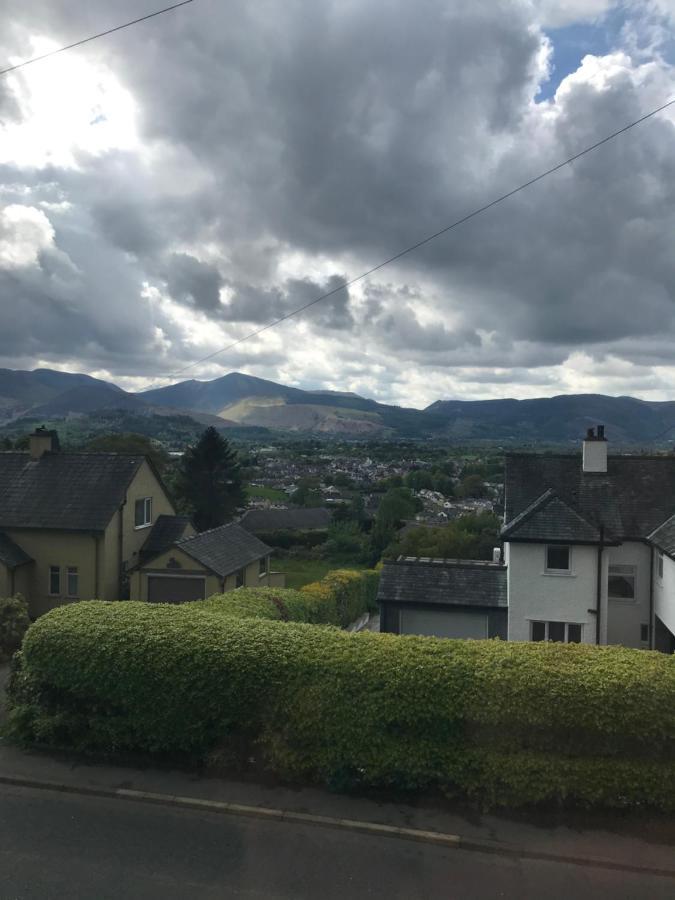 Claremont House Keswick Bed & Breakfast Кесвик Екстериор снимка