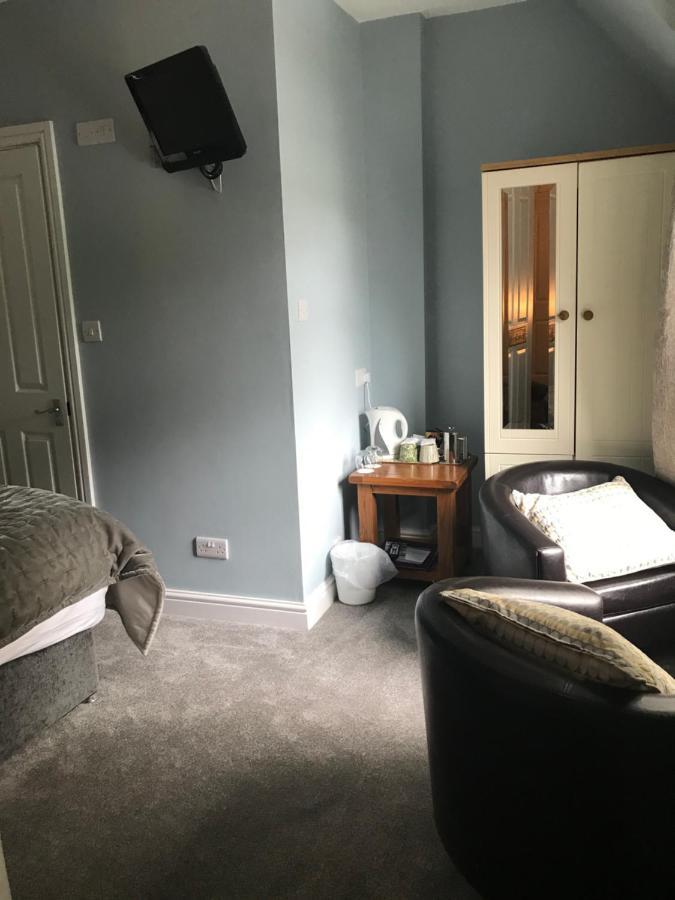 Claremont House Keswick Bed & Breakfast Кесвик Екстериор снимка