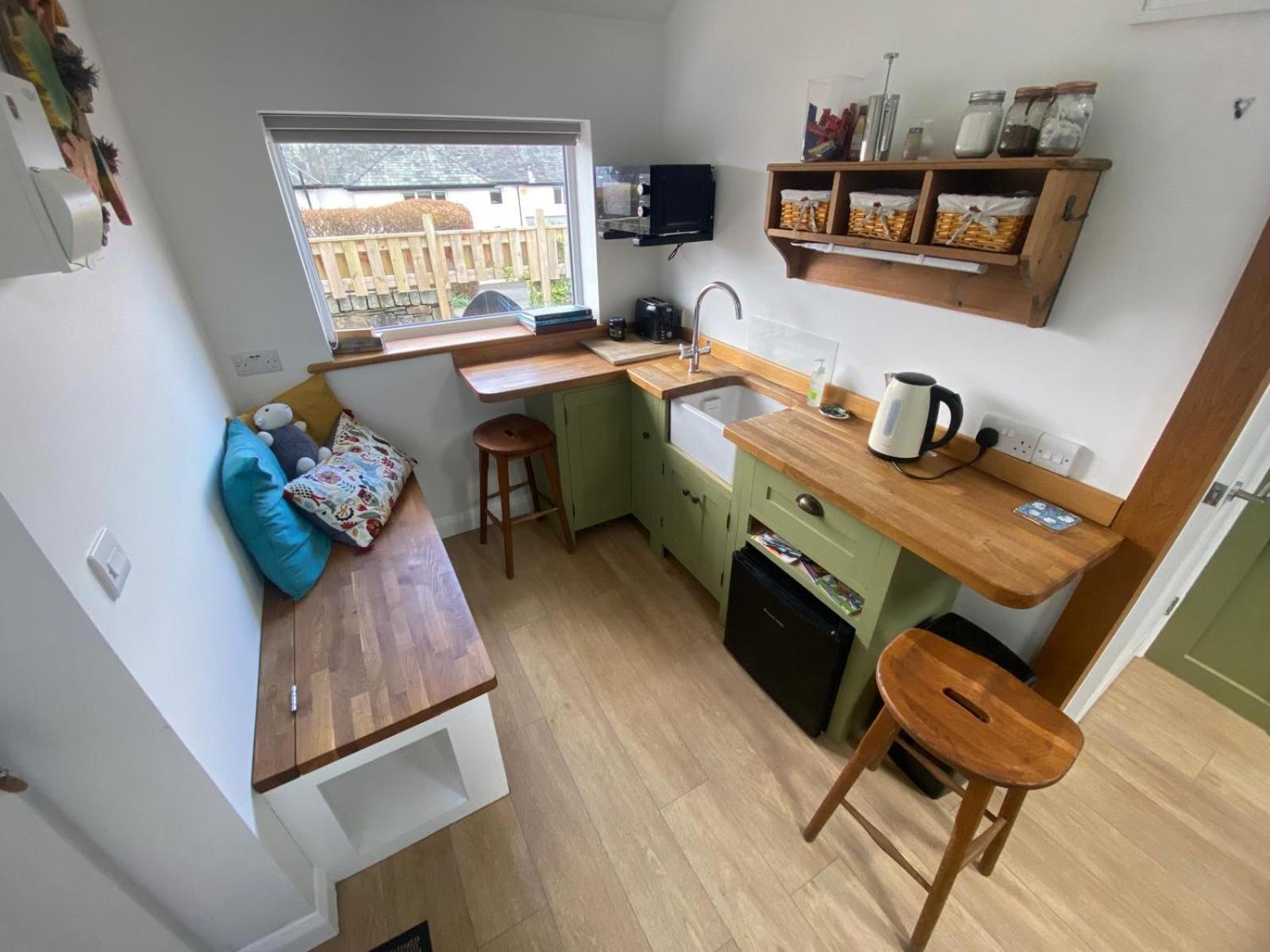 Claremont House Keswick Bed & Breakfast Кесвик Екстериор снимка