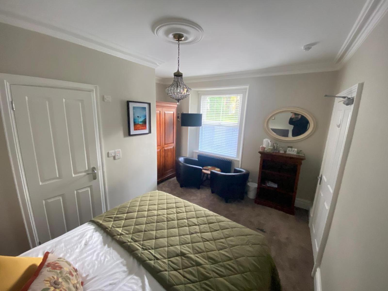 Claremont House Keswick Bed & Breakfast Кесвик Екстериор снимка