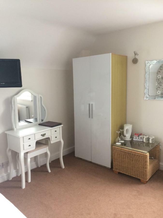 Claremont House Keswick Bed & Breakfast Кесвик Екстериор снимка